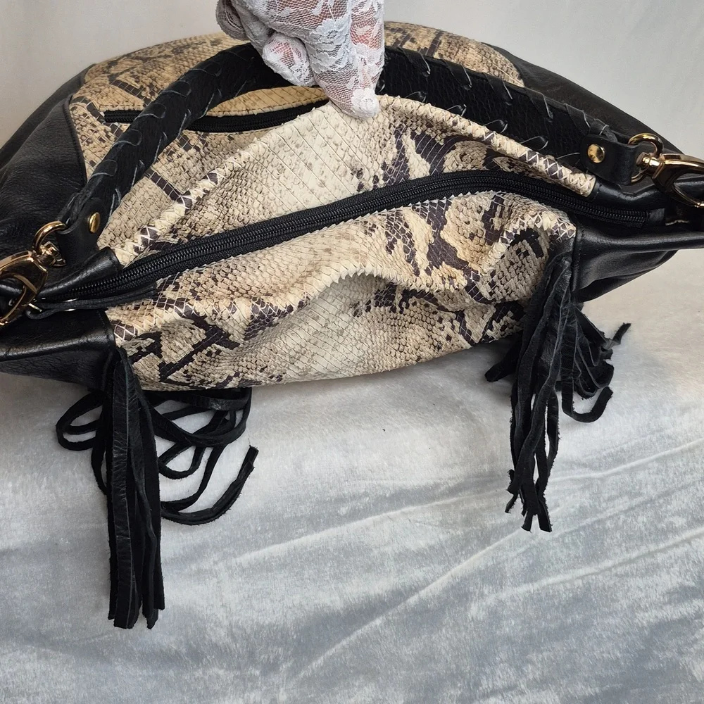 Clever Carriage Company All Leather With Fringe $685 RETAIL